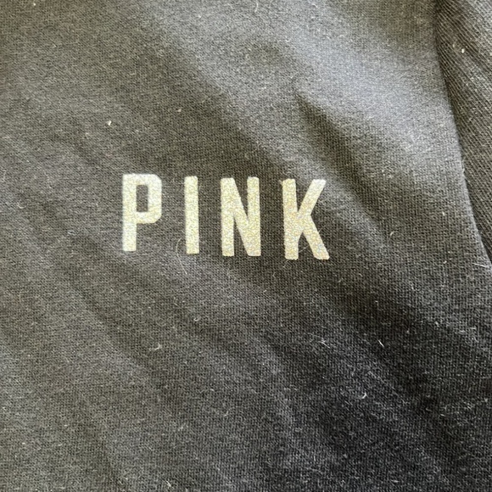 PINK - Picture 2 of 5